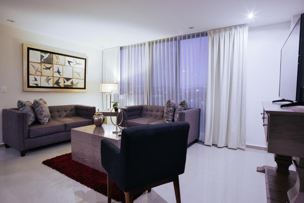 Ventura Apartments Celaya  Eksteriør billede
